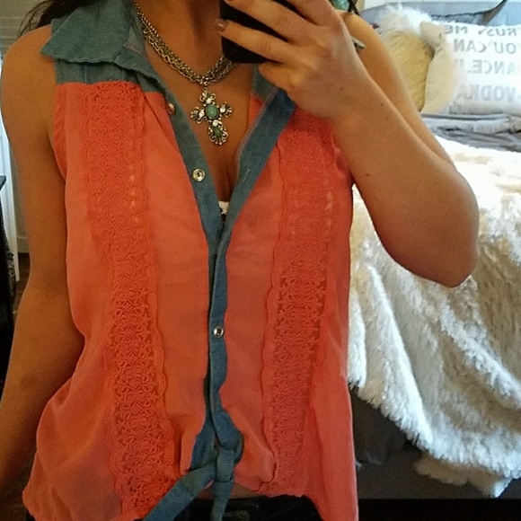 Tie Front Western Top - Picture 1 of 4
